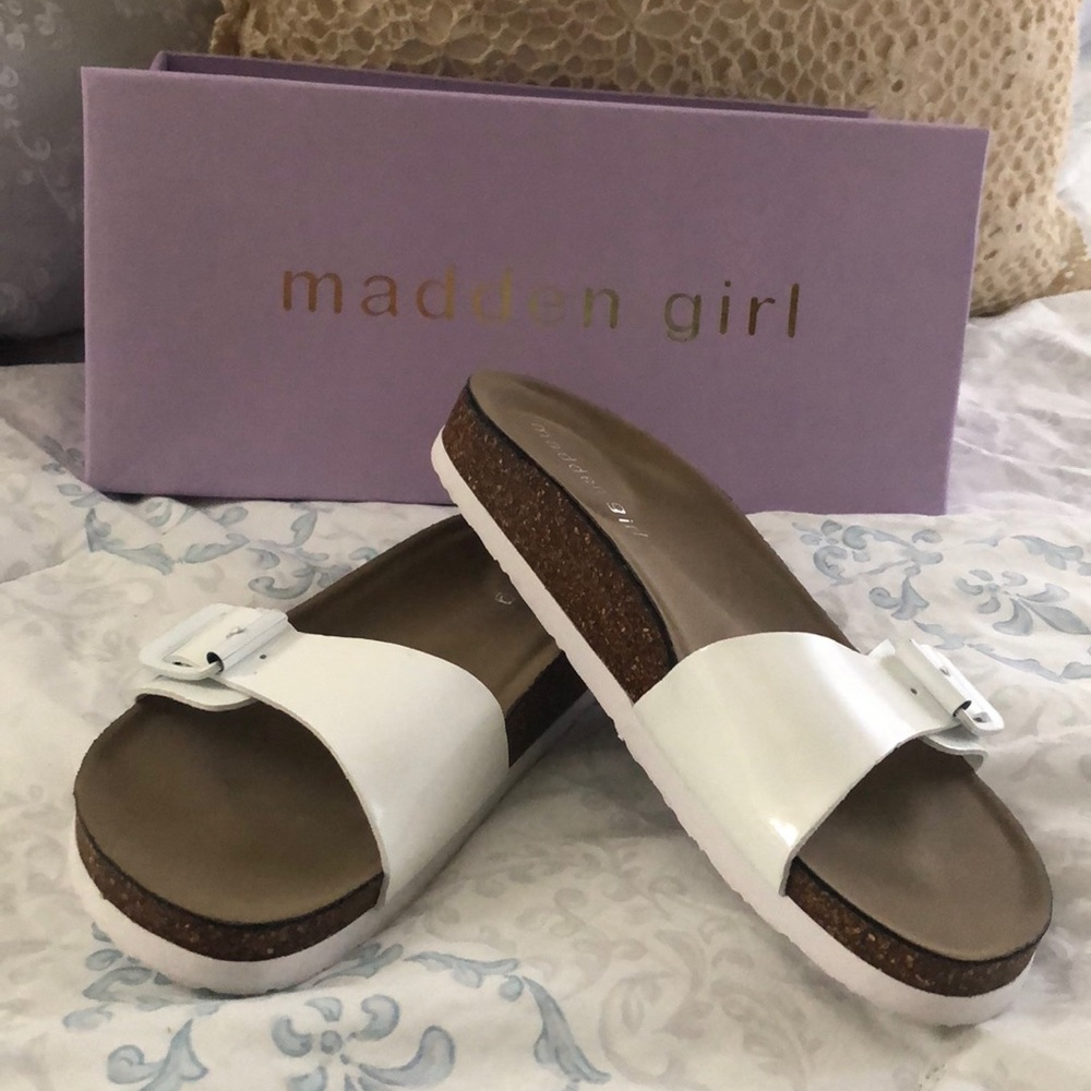 Madden Girl Sandal